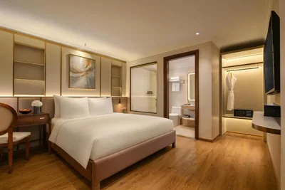 Chambre Deluxe avec lit double ou lits jumeaux et fenêtre intérieure — Splendid Secret Hotel